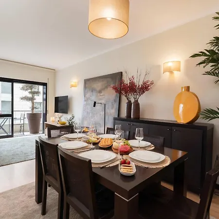 Oceanfront Views & Modern Elegance By Hostwise Appartement Vila do Conde