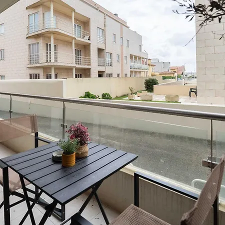 Oceanfront Views & Modern Elegance By Hostwise Appartement Vila do Conde